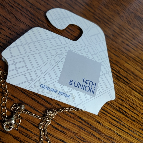 Necklace Gold White Stone 14th and Union - Picture 5 of 8